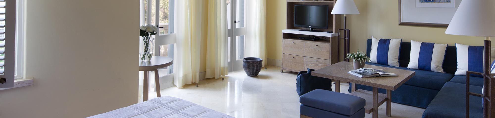 Anassa Junior Suite With Pool (2)